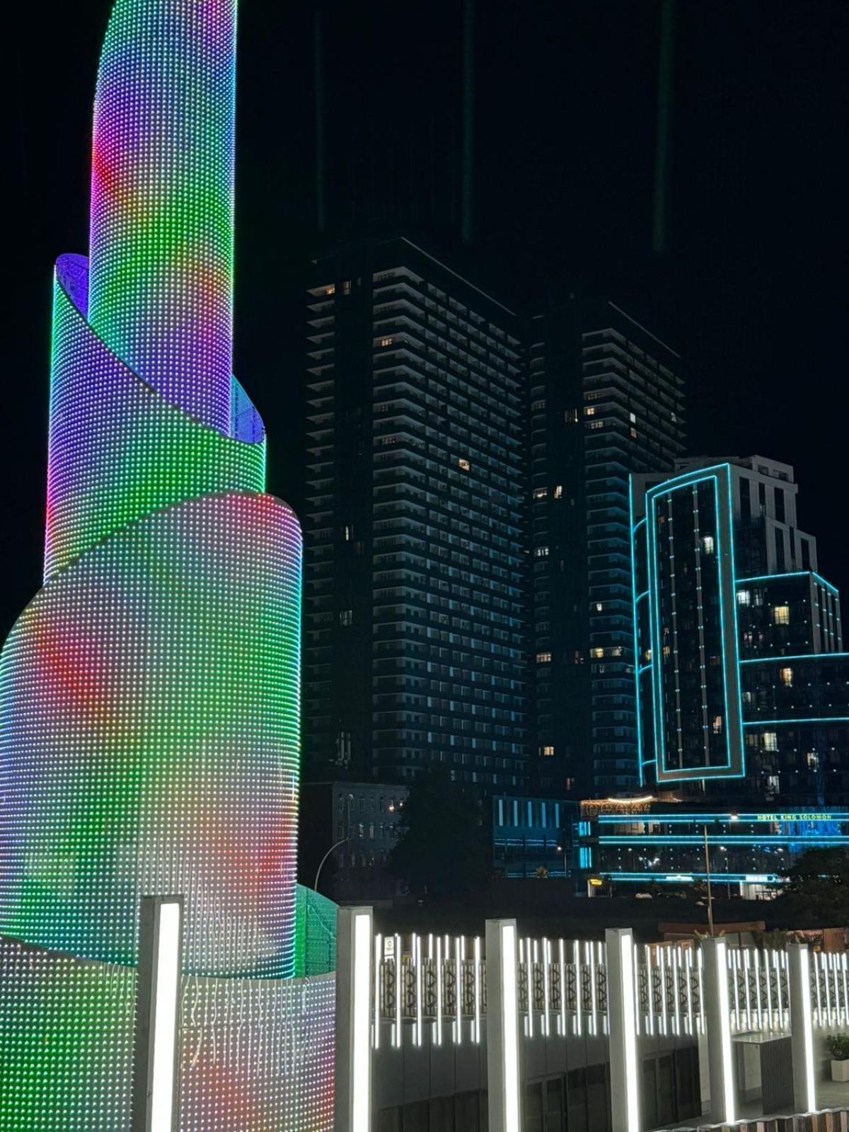 Moonlight Apart-Hotel Batumi Exteriör bild
