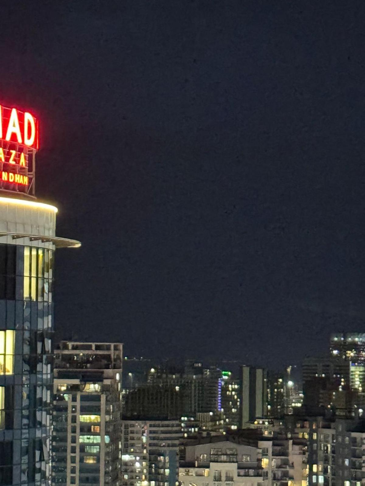 Moonlight Apart-Hotel Batumi Exteriör bild