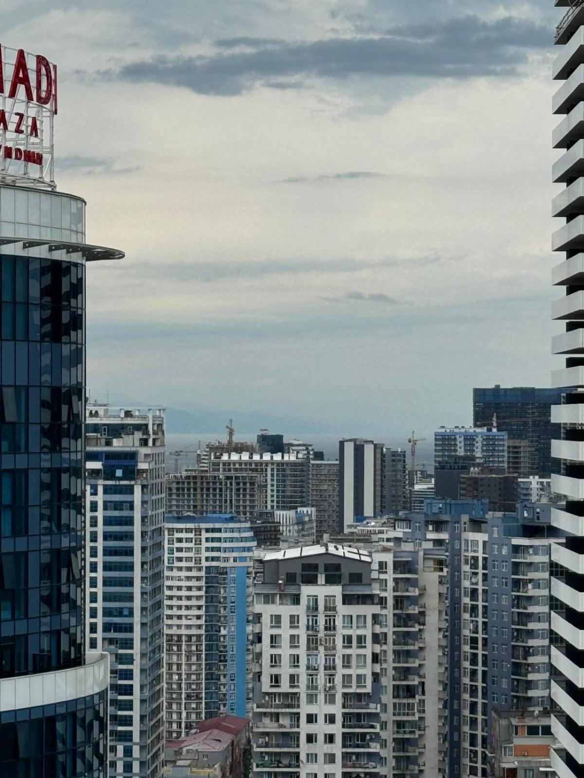 Moonlight Apart-Hotel Batumi Exteriör bild